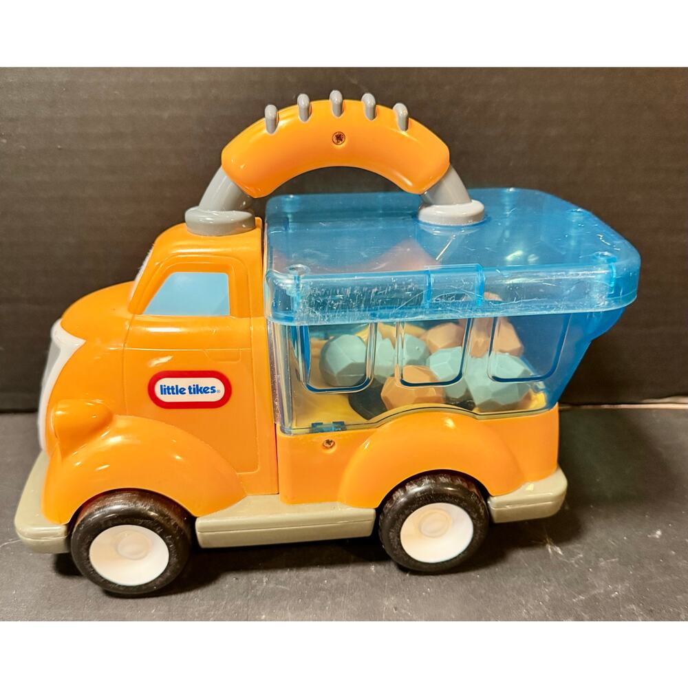 Little Tikes Handle Haulers Pop Haulers Billy Boulder truck vehicle construct